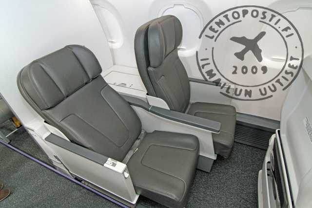 E195E2_cabin_business_4