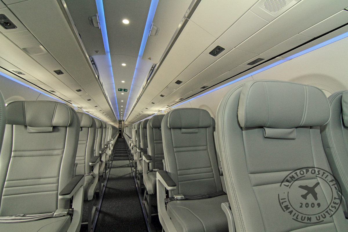 E195E2_cabin_led