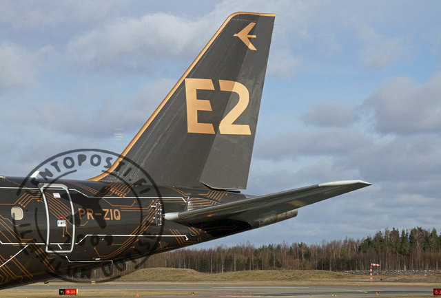E195E2_business_2