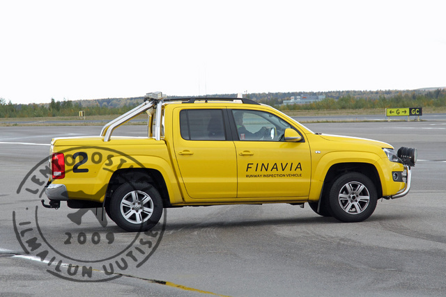 Finavia_kunnossapito_RWYinspection
