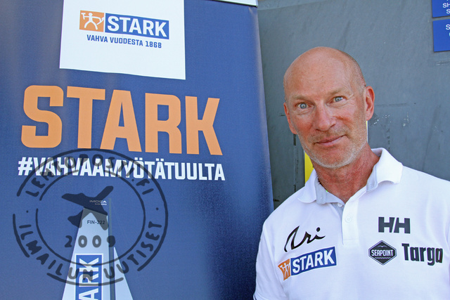 Huusela_Stark_sponssi_closeup