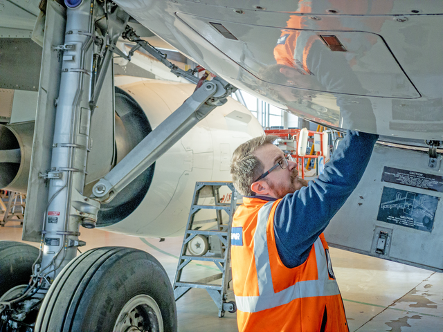 LVB_purku_3_Finnair