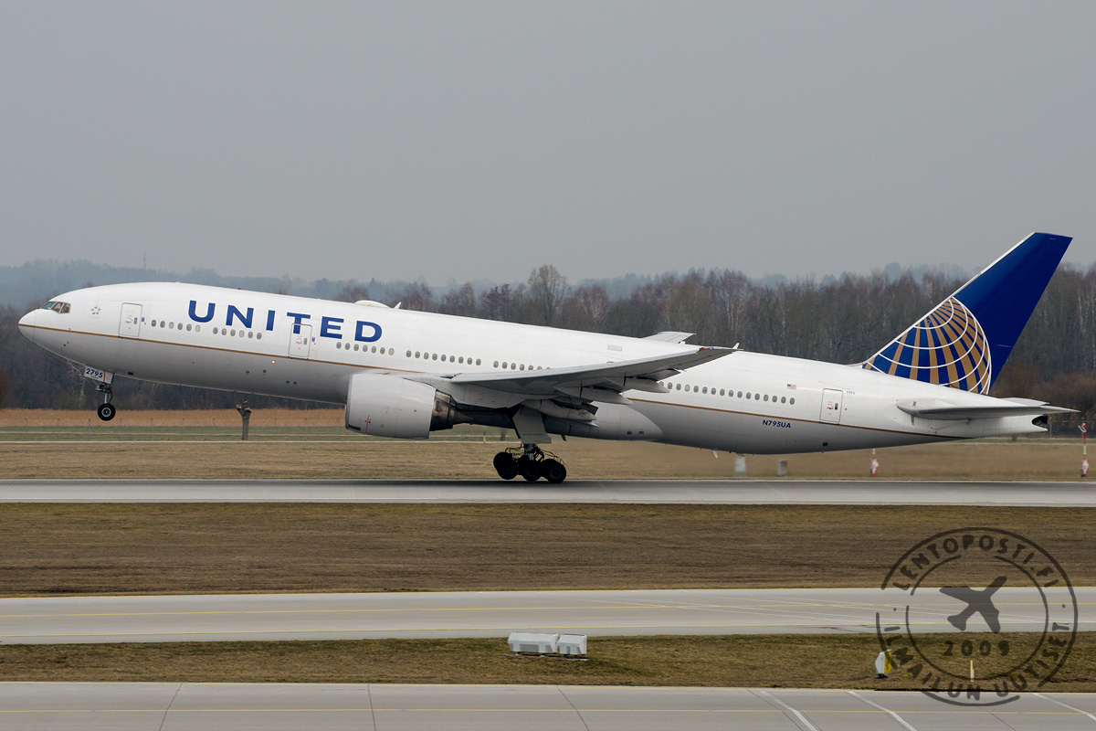 N795UA_260318