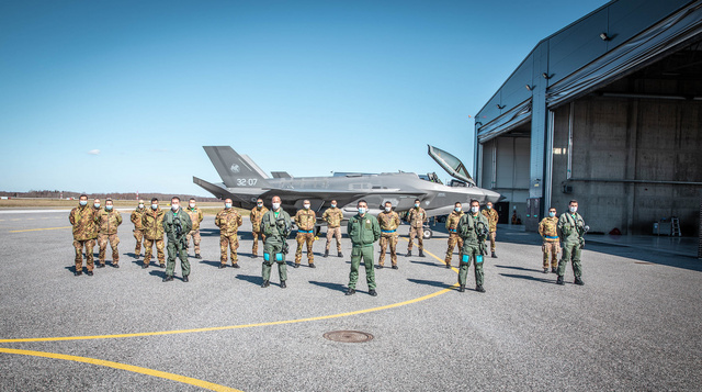 Italian F-35_Amari_1