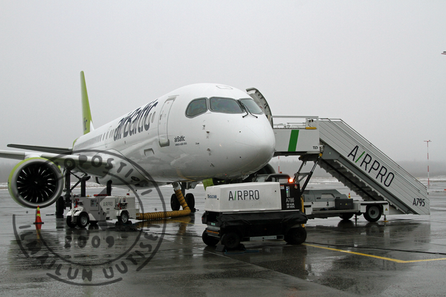 AB_A220_apron_1