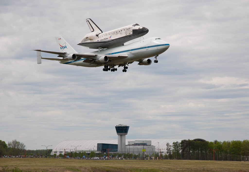 shuttle_dulles_nasa