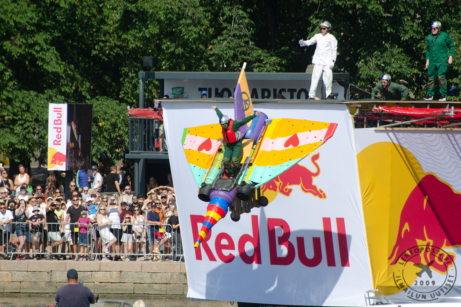 Red Bull Peacemaker 200822