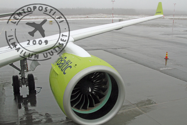 AirBaltic_A220_engine_1
