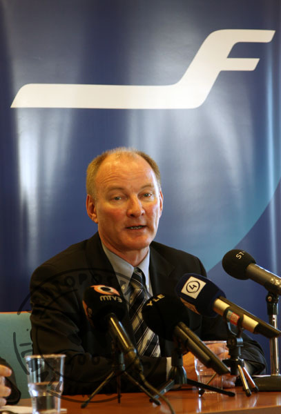 finnair_mv_2_879