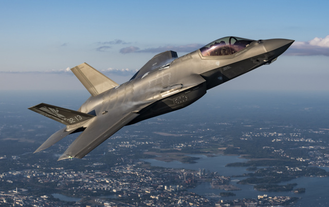 Italian_F35_Kuva 3 Rich Cooper