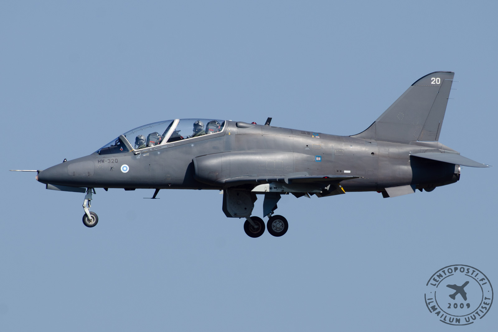 HW-320_010722