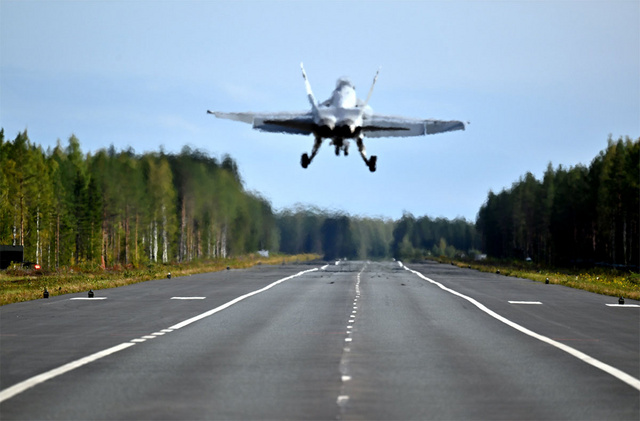 Baana23_Hornet