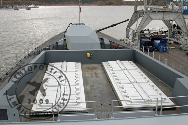 HMS_Diamond_siilot_1