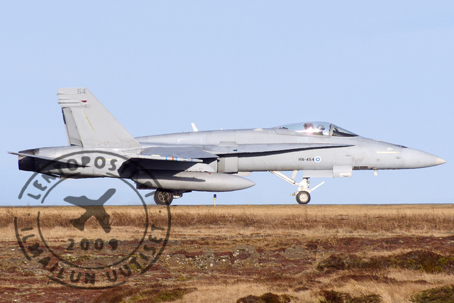 HN-454_110214