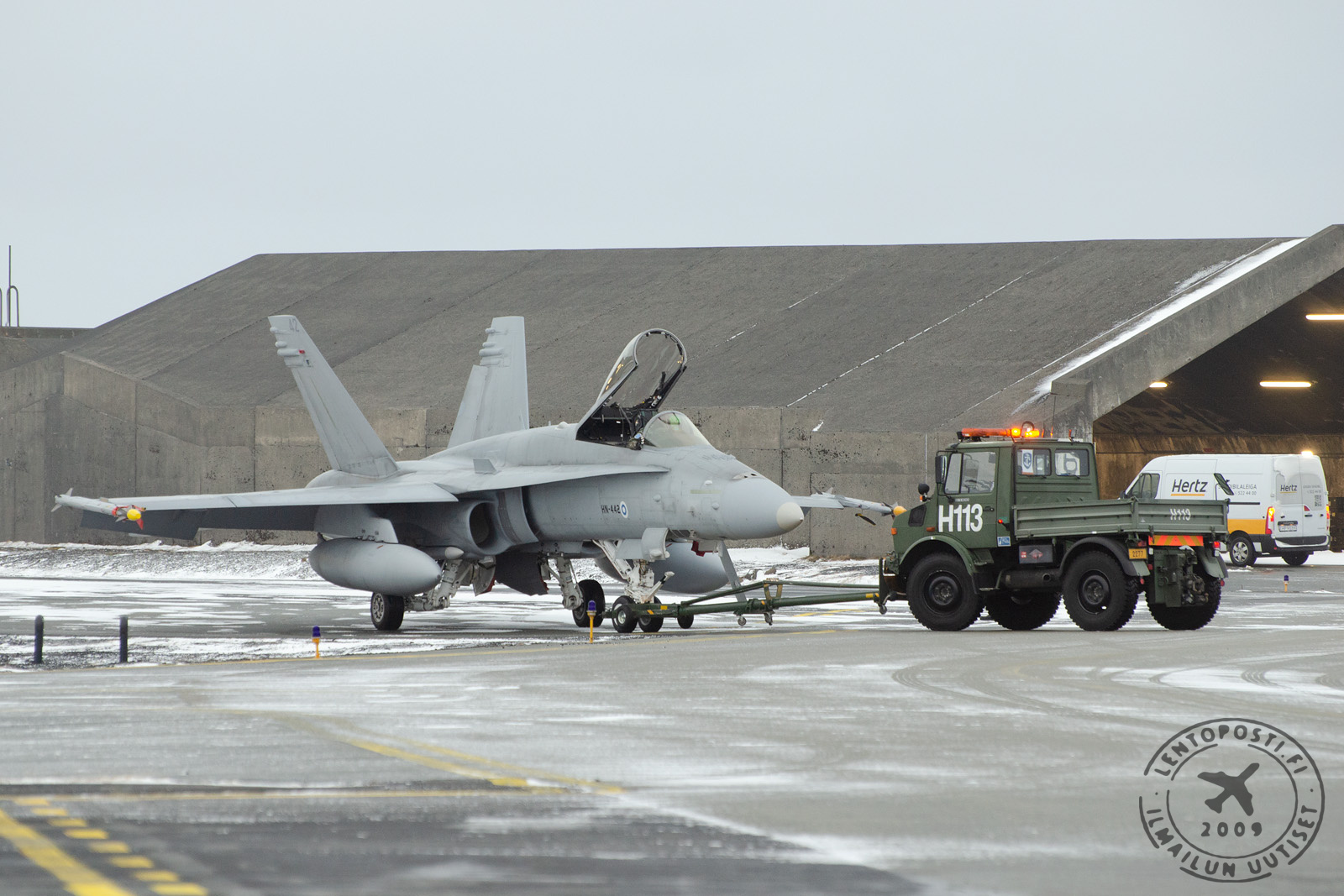 HN-442_050225c
