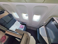 JAL_777_B_ikkunapaikka_1