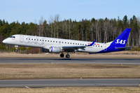 Embraer 195