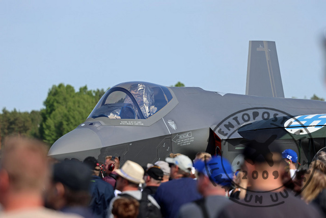 KAU25_F35