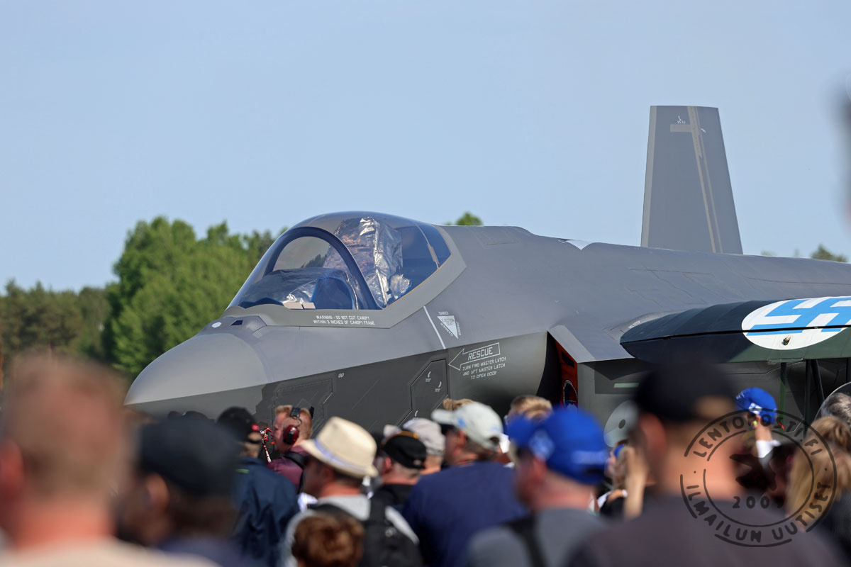 KAU25_F35