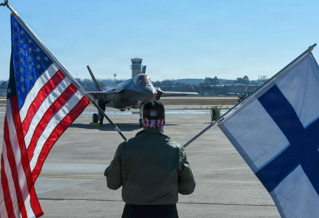 F35_Ebbing_1_PatriciaTeare