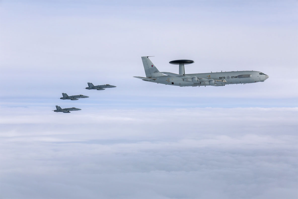 E3ASentry_Hornet_Ilmavoimat