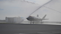 F35PL_vesisuihku