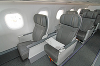 E195E2_cabin_business_1