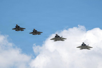 F35_F22_1